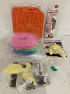 QTY OF ASSORTED ITEMS TO INCLUDE ACE2ACE PET HAIR REMOVAL ROLLER