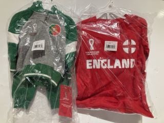 QTY OF KIDS CLOTHING TO INCLUDE FIFA WORLD CUP ENGLAND SHIRT AND SHORTS SIZE 4T - RED AND WHITE