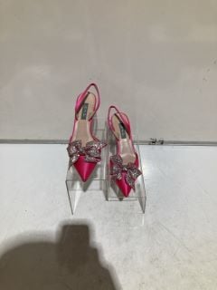 SJP EMMANUEL SA7 COLOUR BARBIE SATIN SIZE 37 TOTAL RRP £300