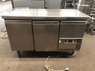 STAINLESS STEEL 3 DOOR REFRIDGERATED PREPARATION COUNTER L135 X W70 X H90CM