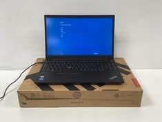 LAPTOP LENOVO THINKPAD E15 GEN 4 256 GB (ORIGINAL RRP - 589,99 EUROS) IN BLACK. (WITH BOX AND CHARGER, KEYBOARD CASING SLIGHTLY BENT WHICH PREVENTS IT FROM CLOSING COMPLETELY WITH THE BASE OF THE LAP