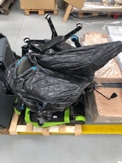 PALLET OF A VARIETY OF GAMING CHAIRS OF DIFFERENT BRANDS AND MODELS INCLUDING OVERSTEEL (ALL BROKEN).