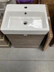 SET OF BROWN WALL MOUNTED BATHROOM FURNITURE INCLUDING WASH BASIN AND MIRROR (FRONT OF FURNITURE SCRATCHED).