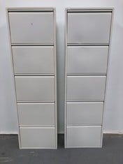 2 X WHITE SHOE RACK 5 DOORS 170X50X17 CM (ONE OF THEM DENTED IN THE UPPER PART AND ONE DRAWER BROKEN INSIDE).