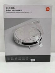 ROBOT HOOVER XIAOMI E12 WHITE (IS SCRATCHED AND DIRTY) - LOCATION 26A.