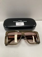 SUNGLASSES MARC JACOBS GREEN 1061/S - LOCATION 10A.