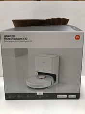 XIAOMI ROBOT VACUUM X10 - ROBOT HOOVER AND FLOOR CLEANER WITH INTELLIGENT LASER NAVIGATION SYSTEM (LDS), 4000 PA SUCTION, SELF-EMPTYING BASE, 5200 MAH, WHITE (P.V.P. £499) -LOCATION 17A.