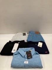 5 X LEVI'S GARMENTS VARIOUS SIZES AND MODELS INCLUDING BLUE SHIRT S - LOCATION 27A.