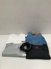 5 X LEVI'S GARMENTS VARIOUS SIZES AND MODELS INCLUDING BLACK BELT - LOCATION 27A.