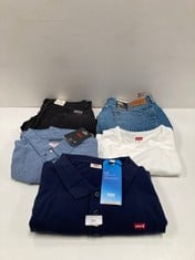 5 X LEVI'S GARMENTS VARIOUS SIZES AND MODELS INCLUDING NAVY BLUE POLO SHIRT 3XL - LOCATION 31A.