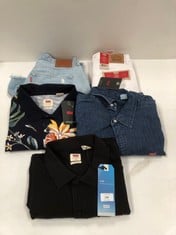 5 X LEVIS CLOTHING BRAND LEVIS VARIOUS SIZES AND MODELS INCLUDING POLO SHIRT FLOWERS SIZE L - LOCATION 43A.