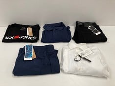 5 X JACK & JONES CLOTHING VARIOUS SIZES AND STYLES INCLUDING BLUE SHIRT SIZE S - LOCATION 13B.