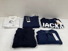 5 X JACK & JONES CLOTHING VARIOUS SIZES AND STYLES INCLUDING NAVY BLUE POLO SHIRT SIZE L - LOCATION 21B.