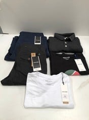 5 X JACK AND JONES CLOTHING VARIOUS SIZES AND STYLES INCLUDING BLACK T-SHIRT SIZE S - LOCATION 49B.