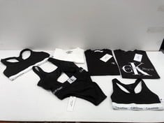 6 X CALVIN KLEIN BRAND CLOTHING VARIOUS MODELS AND SIZES INCLUDING BLACK T-SHIRT SIZE S - LOCATION 14B .