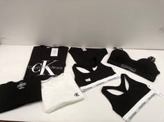 6 X 7 X CALVIN KLEIN BRAND CLOTHING VARIOUS MODELS AND SIZES INCLUDING BLACK T-SHIRT SIZE M - LOCATION 10B.