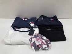 5 X TOMMY HILFIGER GARMENTS VARIOUS SIZES AND MODELS INCLUDING WHITE T-SHIRT XL - LOCATION 7B.