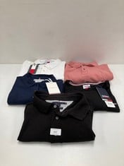 0 X 5 X TOMMY HILFIGER GARMENTS VARIOUS SIZES AND MODELS INCLUDING PINK POLO SHIRT M - LOCATION 23B.