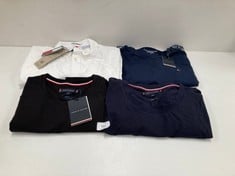 4 X TOMMY HILFIGER CLOTHING VARIOUS SIZES AND STYLES INCLUDING NAVY BLUE T-SHIRT XXXL - LOCATION 27B.