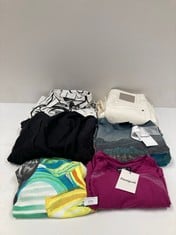 6 X UNEQUAL GARMENTS VARIOUS SIZES AND MODELS INCLUDING SWIMMING COSTUME XL - LOCATION 47B.