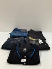 5 X GARMENTS READ VARIOUS SIZES AND BRANDS INCLUDING BLACK POLO SHIRT XXL- LOCATION 51B.