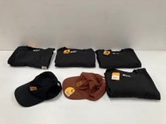 6 X CARHARTT GARMENTS VARIOUS SIZES AND MODELS INCLUDING BLACK CAP ONE SIZE FITS ALL - LOCATION 36B.