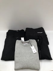 5 X SWEATSHIRTS AND JERSEYS VARIOUS SIZES AND MODELS INCLUDING GREY JUMPER SIZE L - LOCATION 41C.