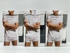 3 X PACKS CALVIN KLEIN T-SHIRTS VARIOUS MODELS INCLUDING PACK 3 T-SHIRTS SIZE L - LOCATION 34C.