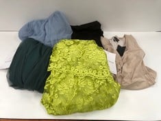 5 X DRESSES VARIOUS BRANDS AND SIZES INCLUDING BEIGE DRESS SIZE 40- LOCATION 7C.