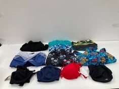 10 X SWIMMING COSTUMES IN VARIOUS STYLES, BRANDS AND SIZES INCLUDING ULLA POPKEN PRINT SWIMMING COSTUME SIZE 46 - LOCATION 43C.