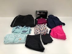 10 X SWIMMING COSTUMES VARIOUS BRANDS, SIZES AND MODELS INCLUDING BIKINI BOTTOMS MARGARITAS SIZE XL - LOCATION 51C.