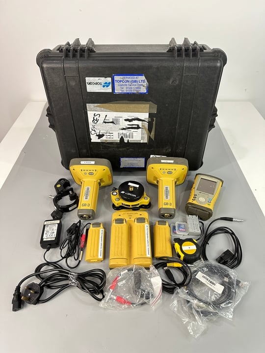 Topcon Gr-3 Base Rover Fc-200, With  Case And Accessories. (VAT ONLY PAYABLE ON BUYERS PREMIUM)