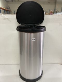 CURVER SILVER KITCHEN BIN