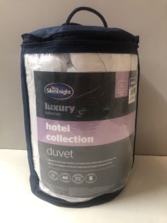 3X ITEMS INCL. SILENTNIGHTS HOTEL COLLECTION LUXURY DUVET