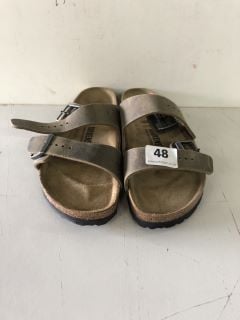 BIRKENSTOCK SANDALS SIZE: EU 36