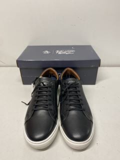 PAIR OF PENGUIN PAXTON TRAINERS - SIZE UK 11