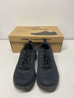 PAIR OF KIRKLAND SIGNATURE COMFORT WALKER TRAINERS - SIZE UK 8.5