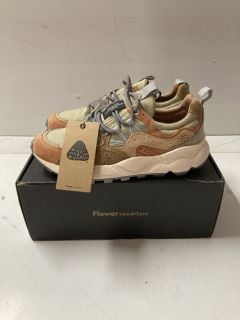 PAIR OF FLOWER MOUNTAIN YAMANO WOMEN'S SUEDE TRAINERS - SIZE 38 - RRP £220