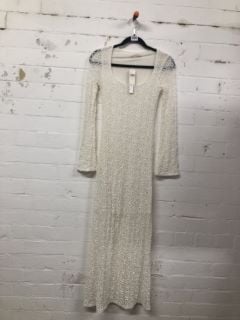 WOMEN'S DESIGNER DRESS IN CREME - SIZE XS - RRP £98