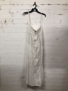 WOMEN'S DESIGNER DRESS IN WHITE - SIZE L - RRP £160