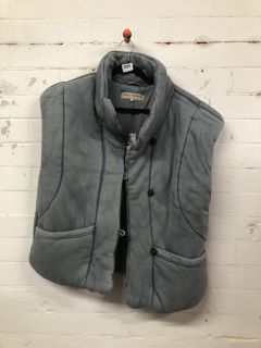 DESIGNER GILET JACKET IN BLUE - SIZE M - RRP £118