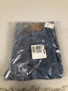 LOOSE STRAIGHT WB JEANS IN SKY SIZE 27 RRP: $108