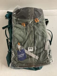 2 X ITEMS TO INCLUDE OSPREY BACKPACK