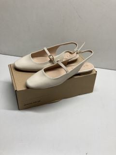 OFFICE SHOES SIZE 4