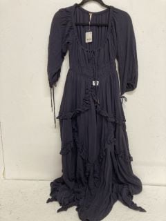 WOMENS DRESS SIZE: XS RRP: £118 (GREY)