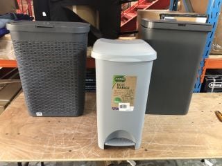 3 X KITCHEN BINS