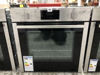 NEFF BUILT - IN SINGLE OVEN - MODEL B3CCCOANOB-35 - RRP.£659 (EX-DISPLAY)