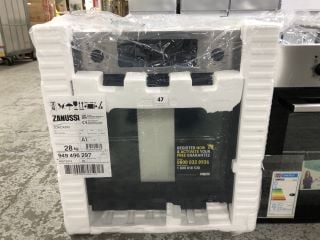 ZANUSSI BUILT - IN SINGLE OVEN - MODEL ZOHCX3X2 - RRP.£249 (SEALED) (EX-DISPLAY)