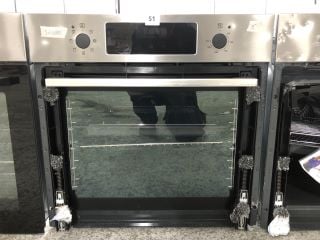 ZANUSSI BUILT - IN SINGLE OVEN - MODEL ZOHCX3X2 - RRP.£249 (EX-DISPLAY)