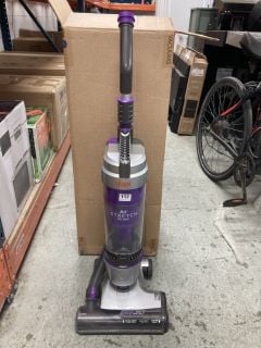 VAX UPRIGHT RECONDITIONED VACUUM CLEANER(VAT ONLY PAYABLE ON BUYERS PREMIUM)